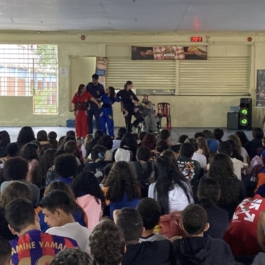 Traços e Traçados Urbanos em escola
